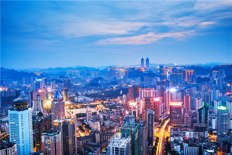 凝聚磅礴偉力 共赴時代之約——黨的十九屆五中全會在貴陽、貴安幹部群眾中引起熱烈反響