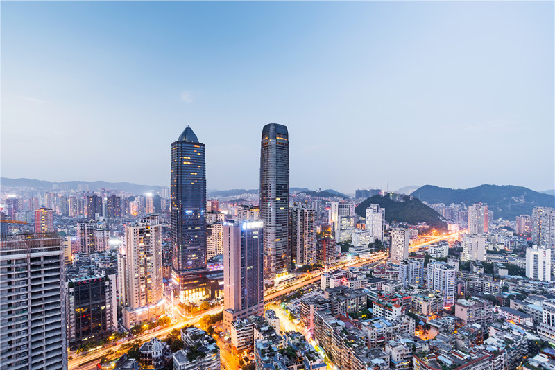 新藍圖引領新未來 新征程應有新作為——黨的十九屆五中全會在貴陽、貴安幹部群眾中引起熱烈反響