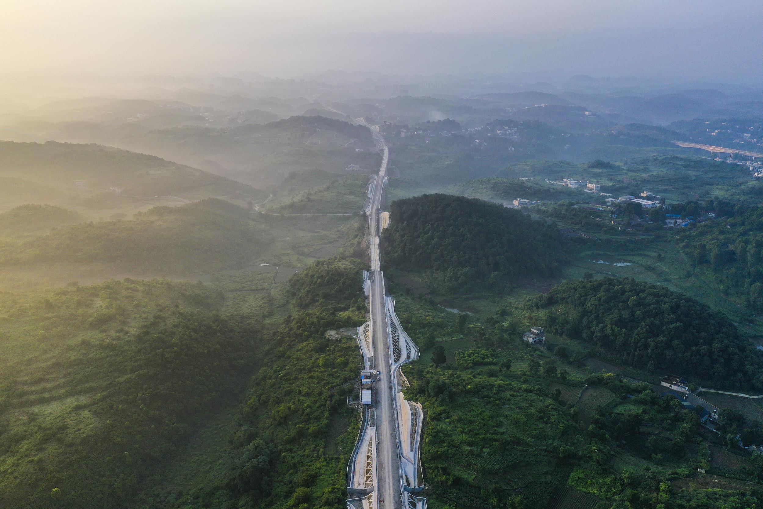 奮力開創貴州高質量發展新局麵
