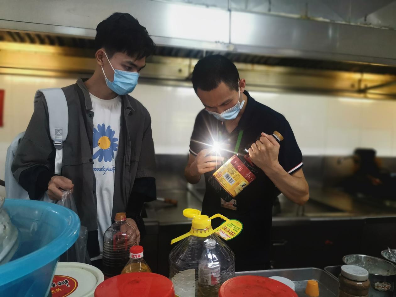 花溪區市場監管局為今年“觀音會”做好食品安全保障工作