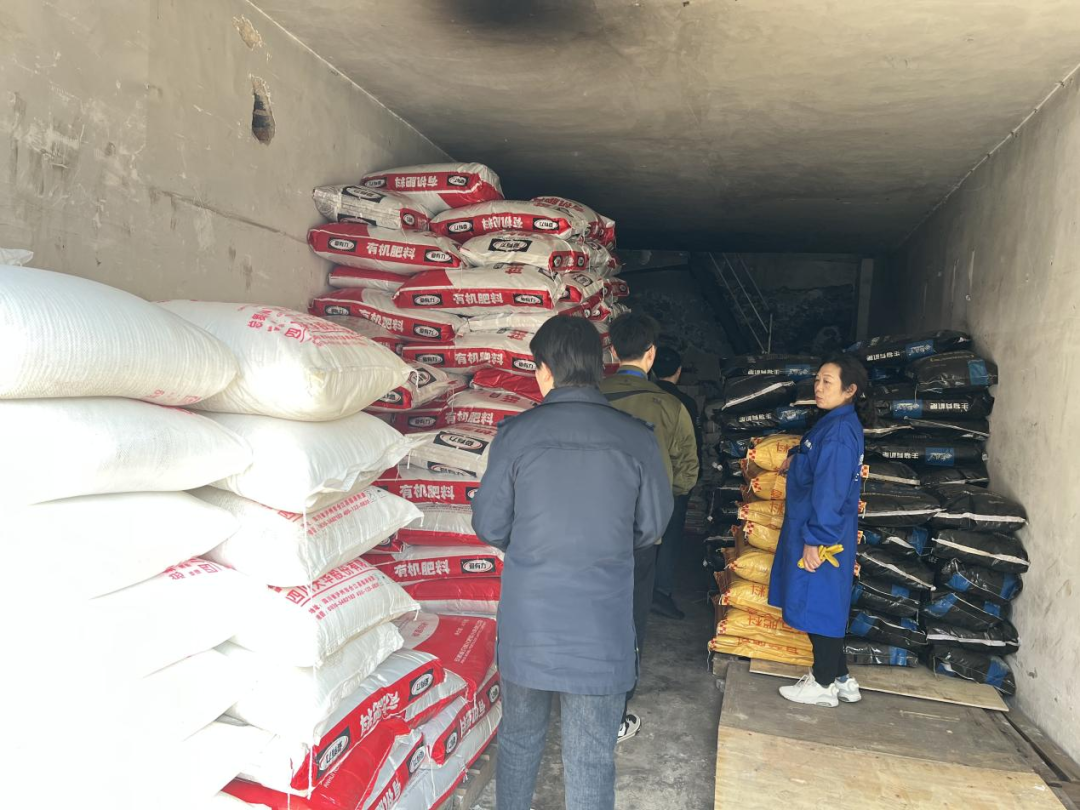 雲岩區市場監管局開展農資產品抽檢專項行動