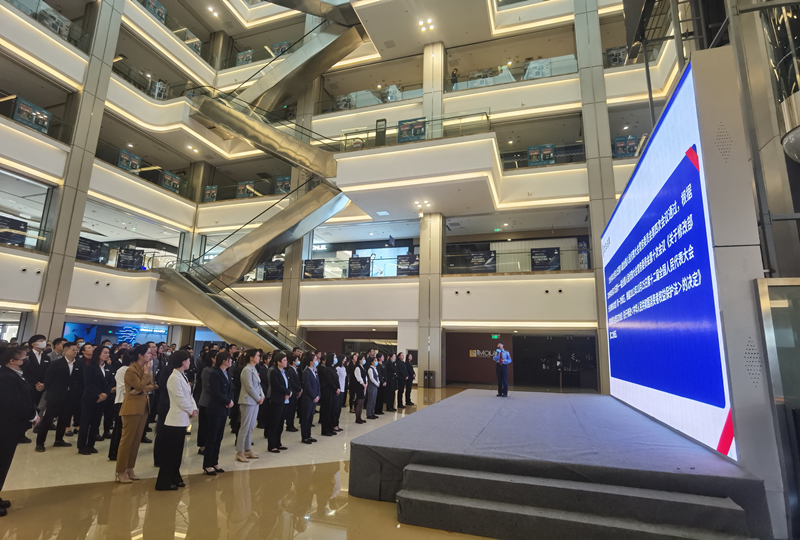 南明區市場監管局油榨街分局在轄區廣泛開展3.15消費者權益日普法宣傳活動