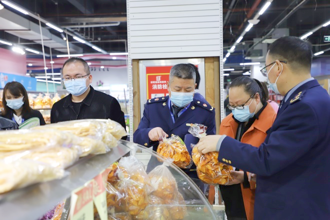 緊盯群眾消費“關鍵小事” 貴陽高新區開展“3·15”國際消費者權益日活動