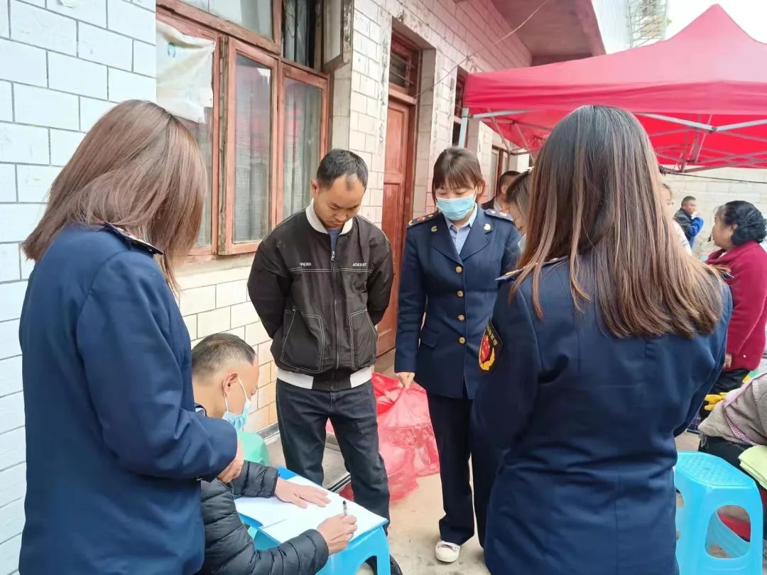 雲岩區市場監督管理局開展農村集體聚餐食品安全檢查，助推國家食品安全示範城市創建