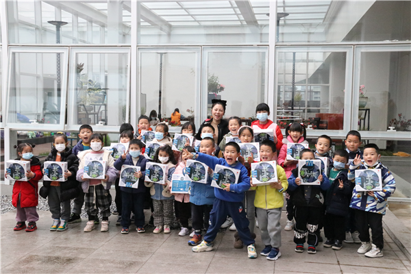 貴陽市少兒圖書館舉辦自然科普“認識雨水”活動