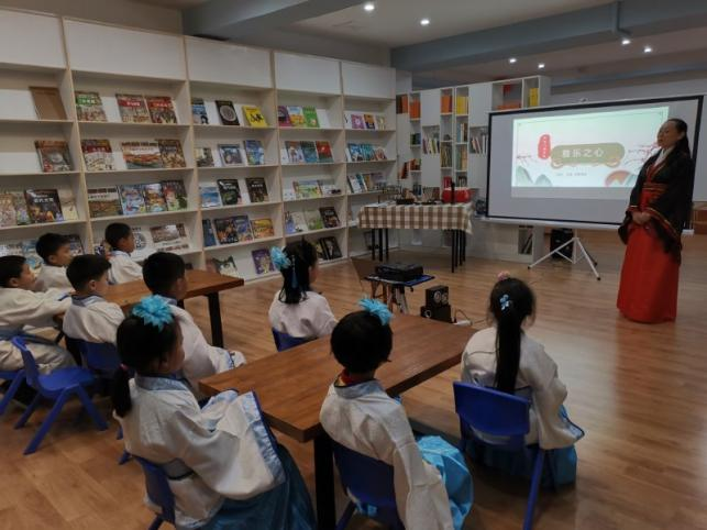 貴陽市少兒圖書館線下活動預告丨苗族蠟染、國學禮儀課