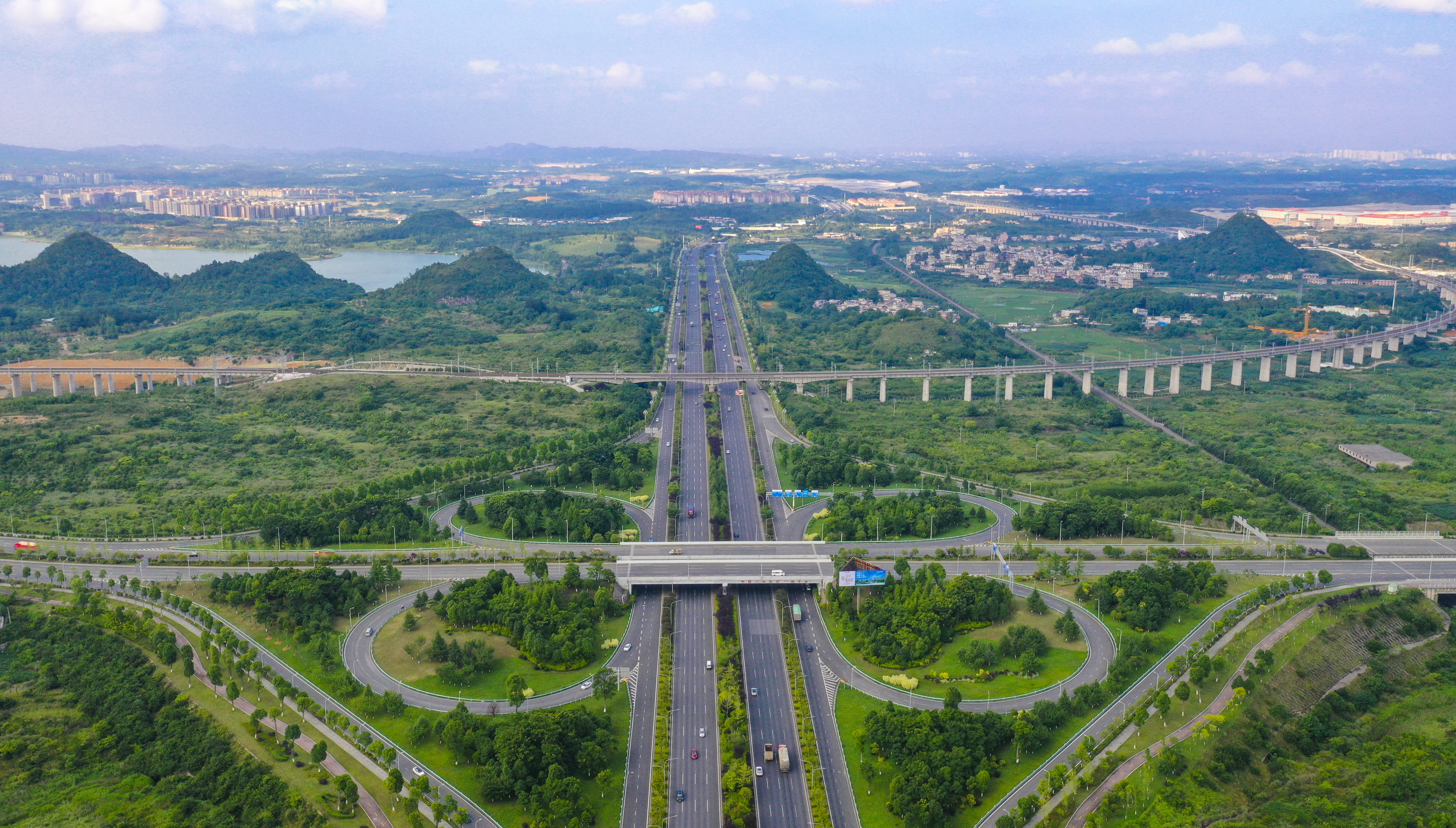 貴安高質量發展大會與會企業代表：投資貴安正當時 共續發展新篇章