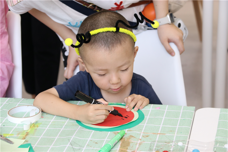 貴陽市少兒圖書館舉辦《西瓜和螞蟻》繪本閱讀活動