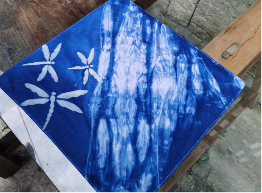 貴陽市少兒圖書館線下活動預告丨傳統印染手絹、拚布書簽