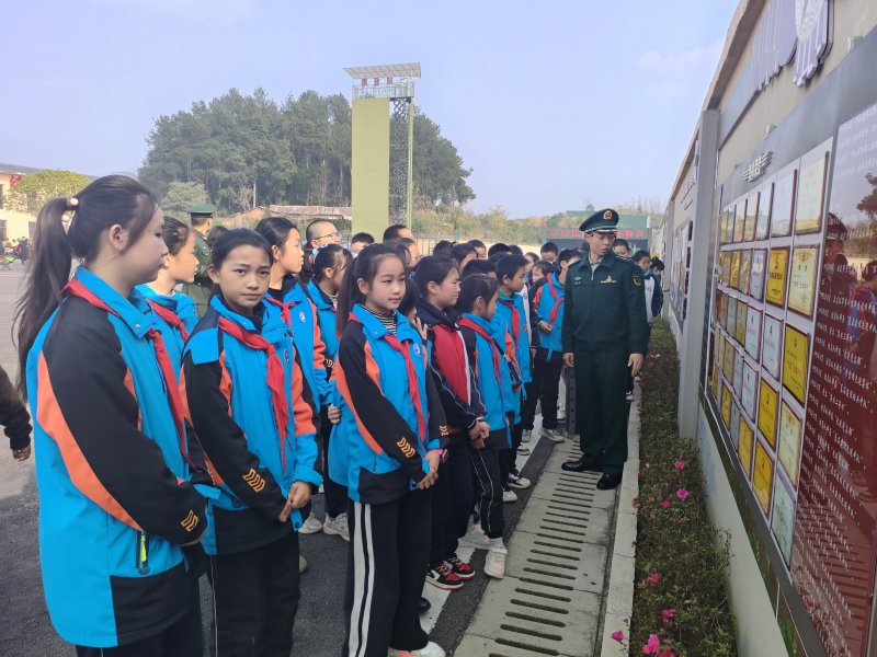 白雲區開展紀念延安雙擁運動80周年“愛國主義暨國防教育”主題活動