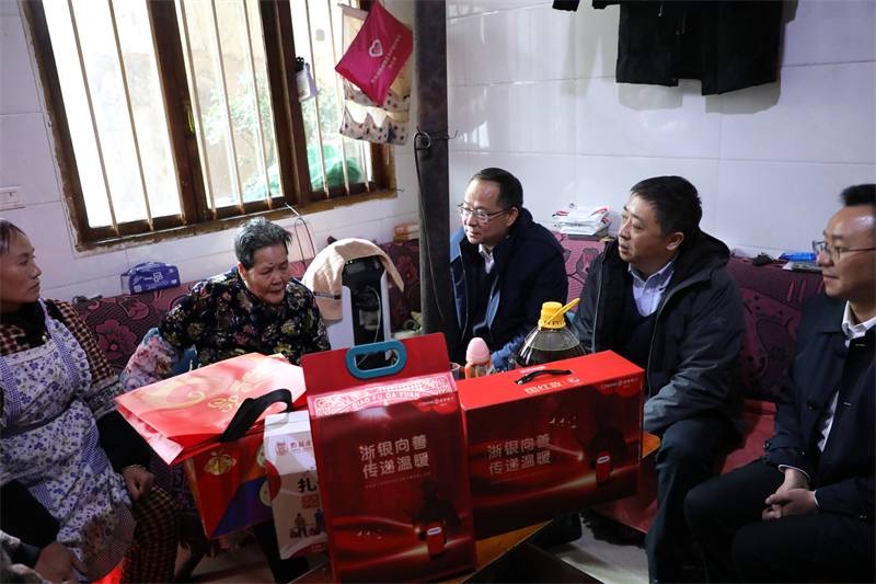 走訪慰問顯關懷  情暖老兵聚人心！貴陽市退役軍人事務局開展2024年春節走訪慰問活動