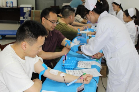 貴陽市市場監督管理局組織開展無償獻血誌願服務活動