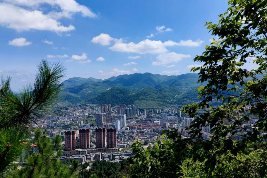 息烽縣多舉措推進“三磷”問題整治顯成效