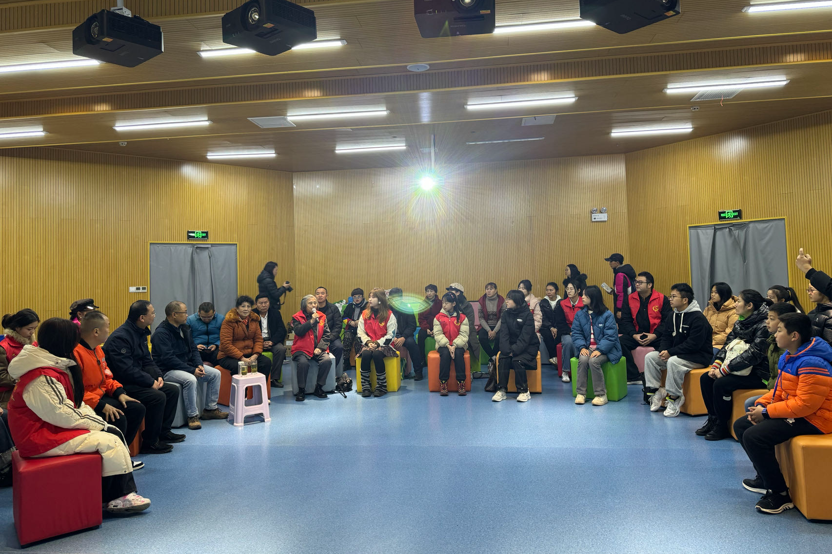 貴陽市生態環境局舉行“誌願在行動·同心築綠城”主題宣傳活動