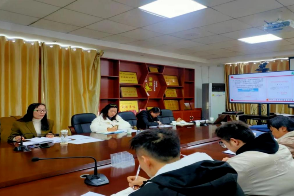 貴陽市生態環境局開陽分局組織開陽縣固定汙染源單位召開環境統計工作培訓會