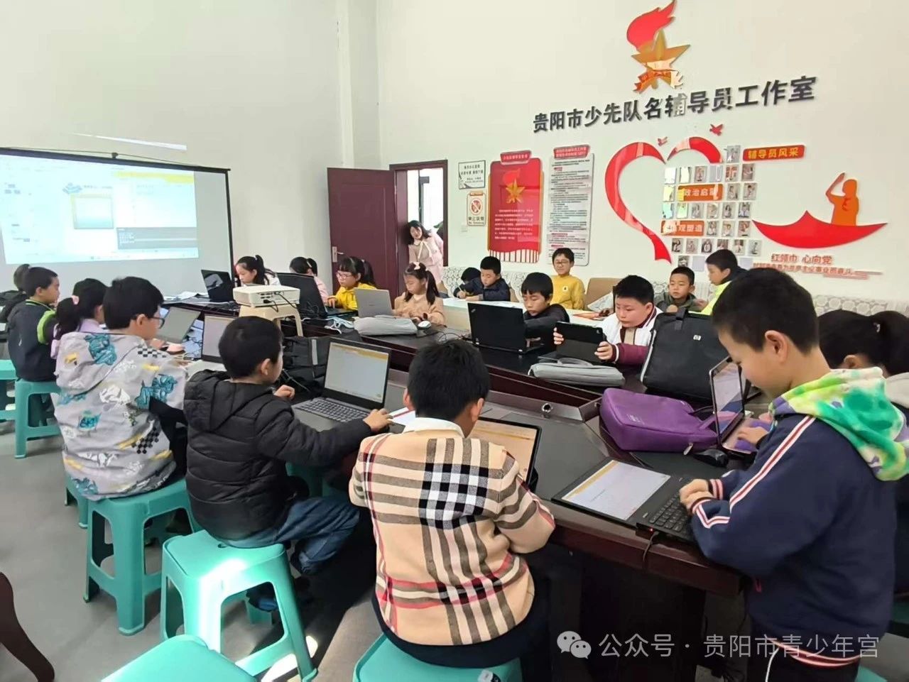 1741139207611084894.jpg 7d7da35b7f6d676c0505c81a48d66881.jpg