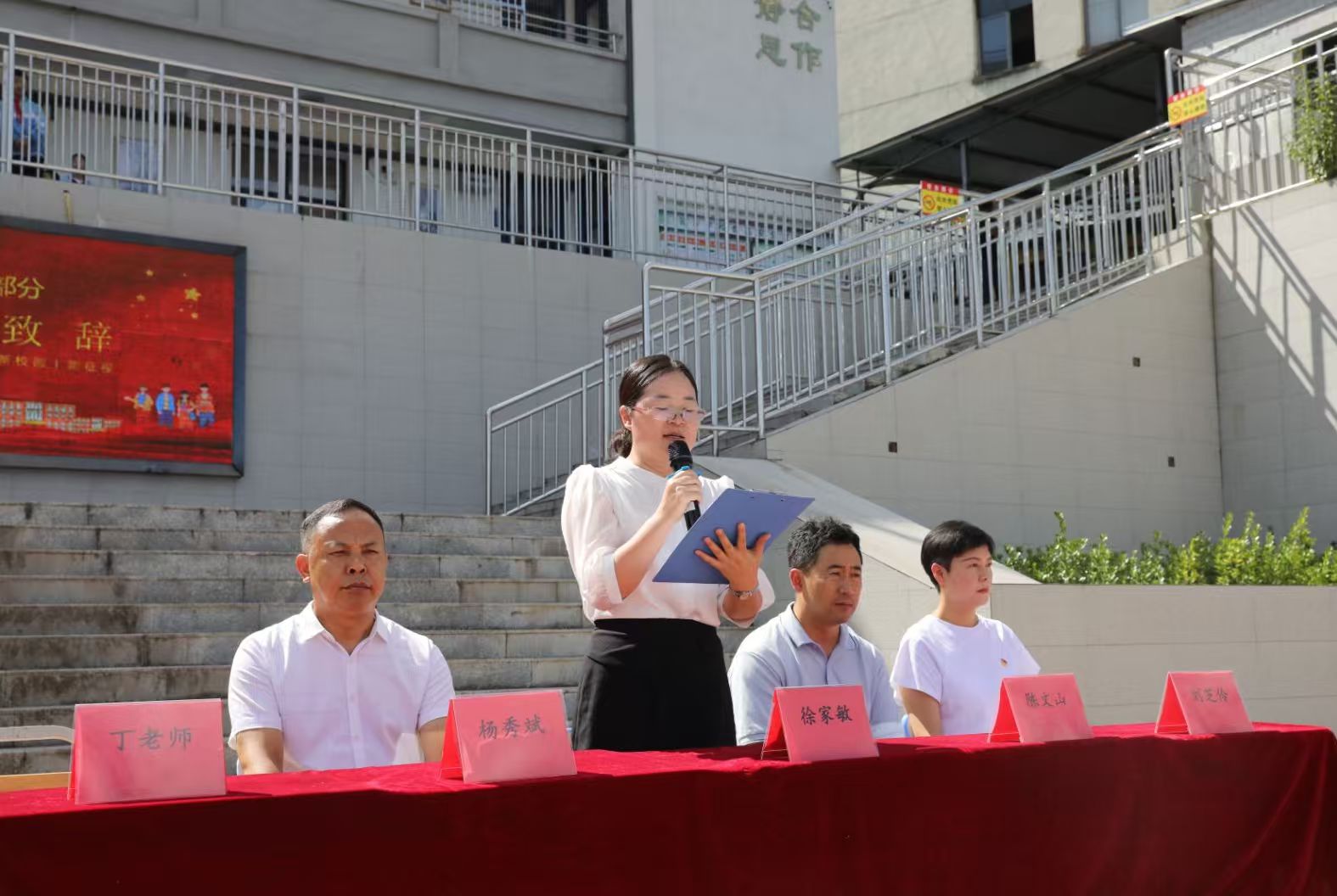 1756721116669057865.jpg 3a77e68f485a69da30f94f949ba79965.jpg